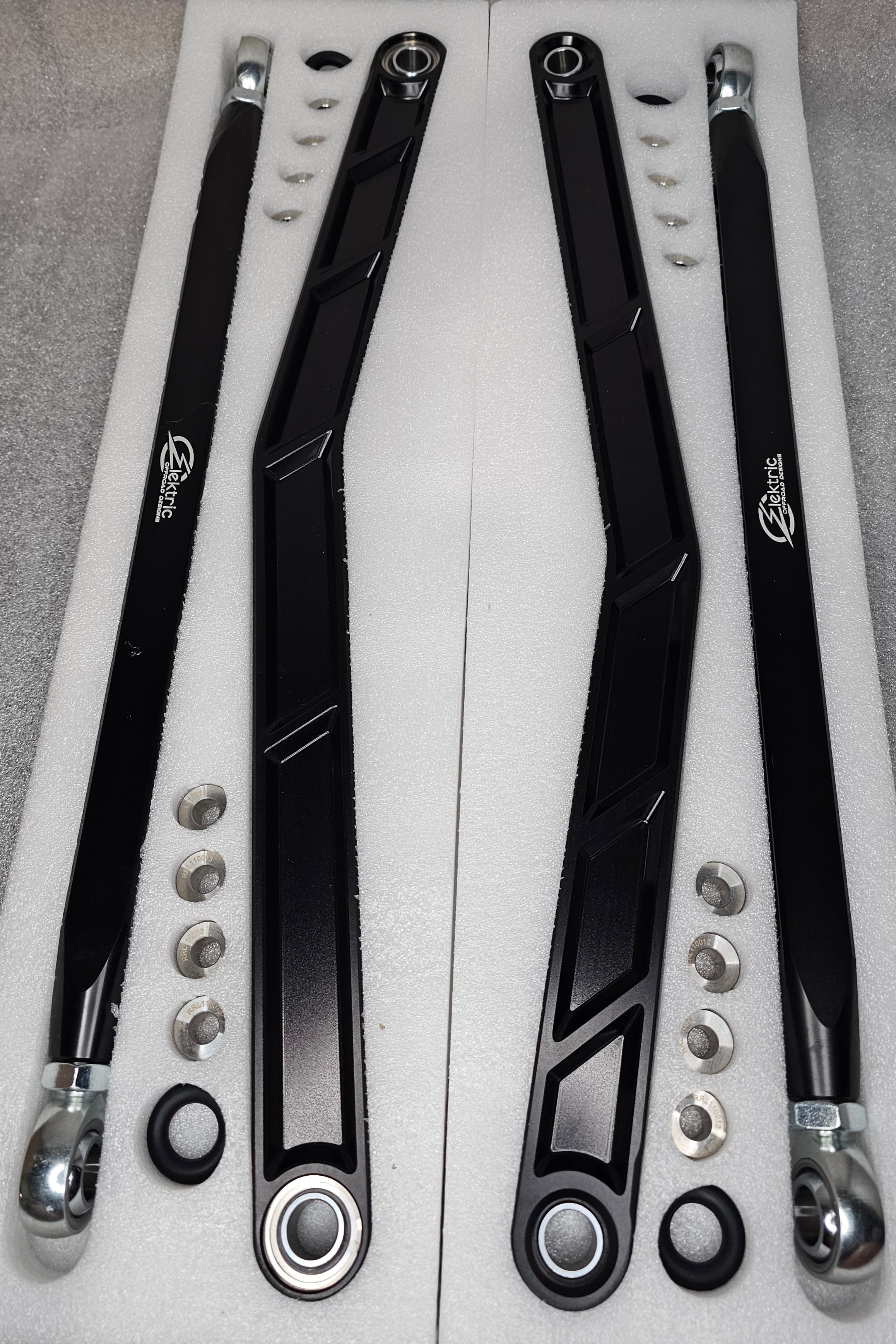 Dual heim joint upper link detail on Polaris RZR Pro XP radius rods