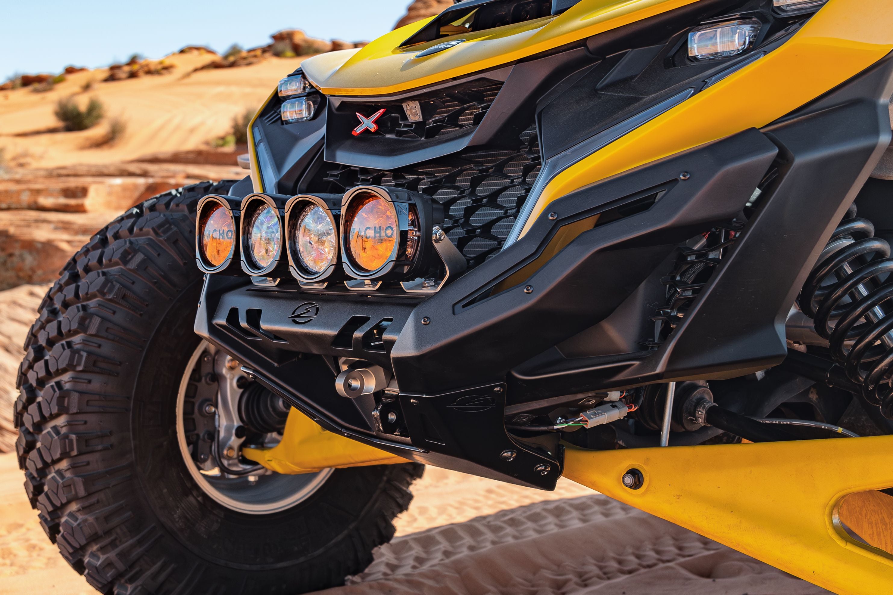 Side profile Can-Am Maverick R aftermarket front bumper steel construction