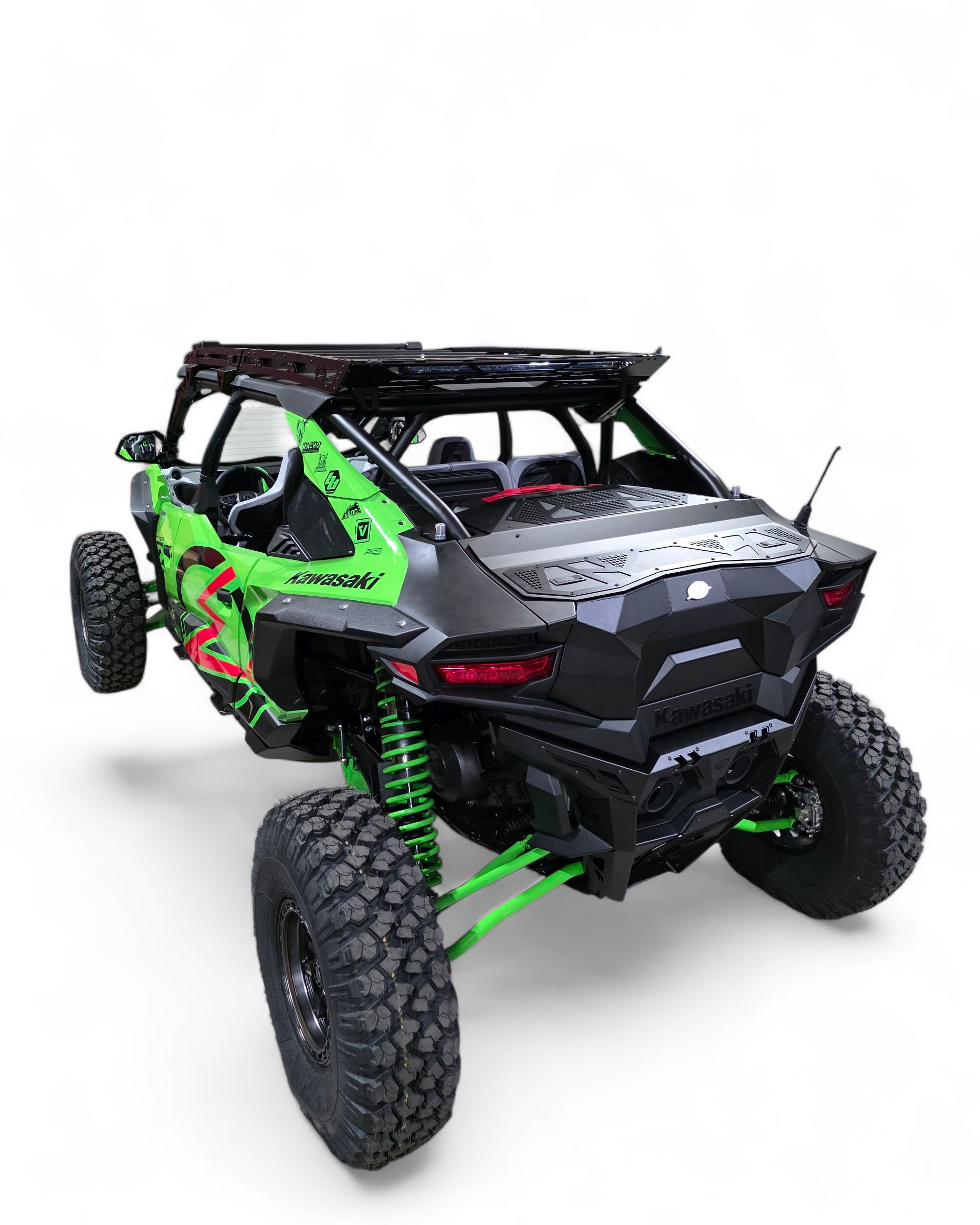 Custom-fit mounting feet of Kawasaki Teryx H2 roof rack at the cage attachment points