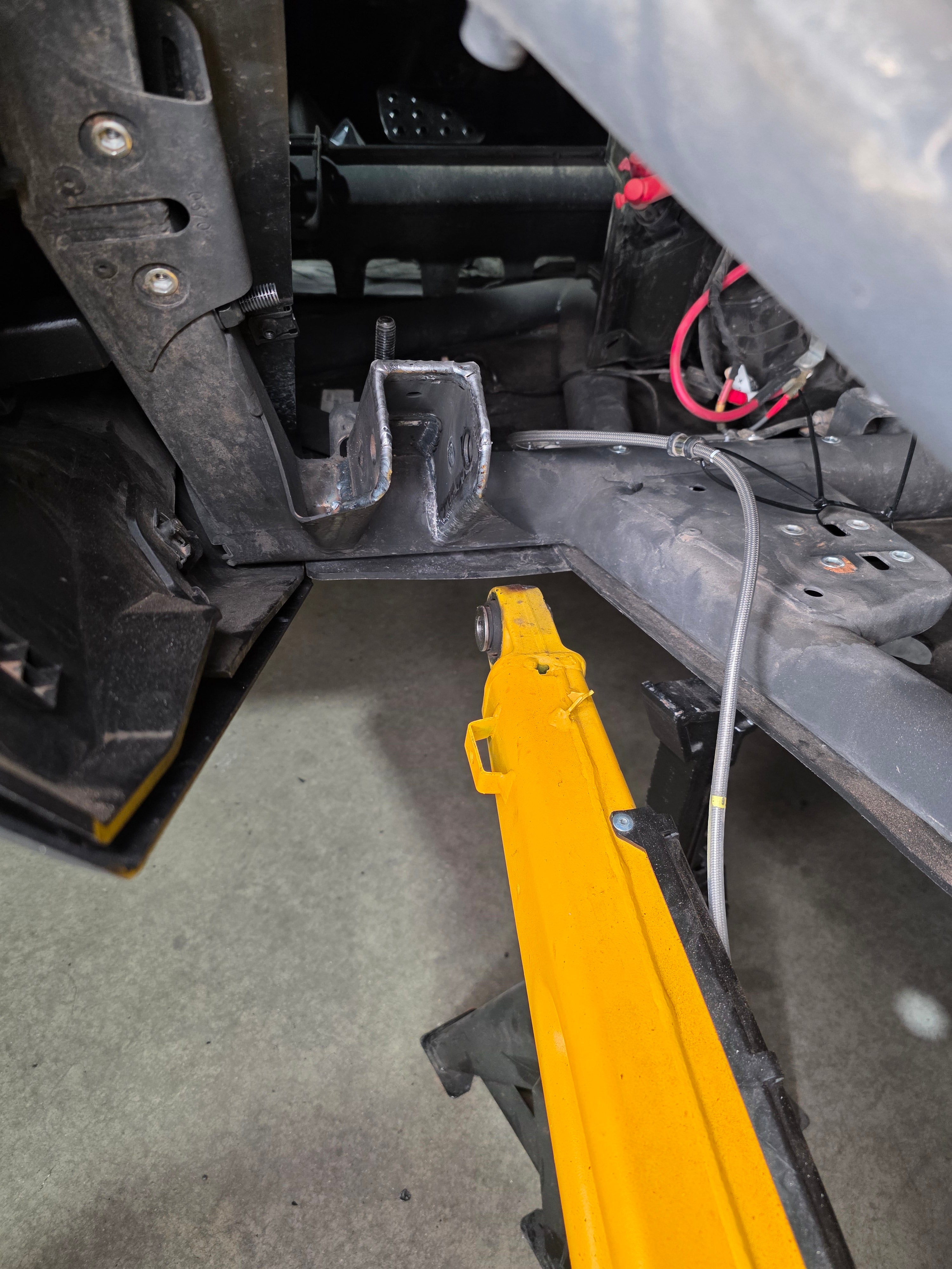 2024+ Can Am Maverick R Trailing Arm Pivot Gusset