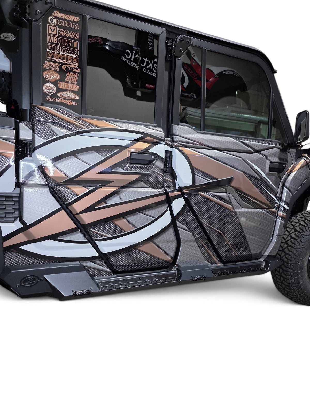 2025+ CFMoto UForce U10 XL Pro Rock Steps (4 Seat), Black
