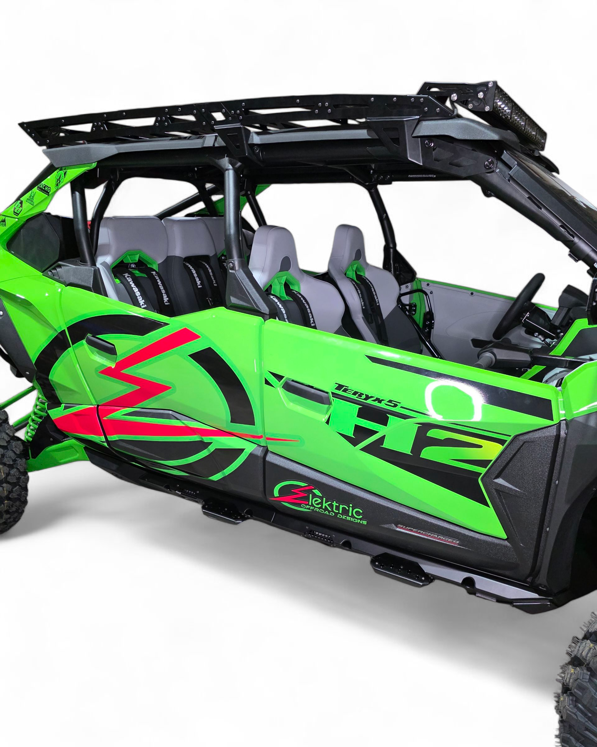 Front light bar mount on Kawasaki Teryx H2 roof rack