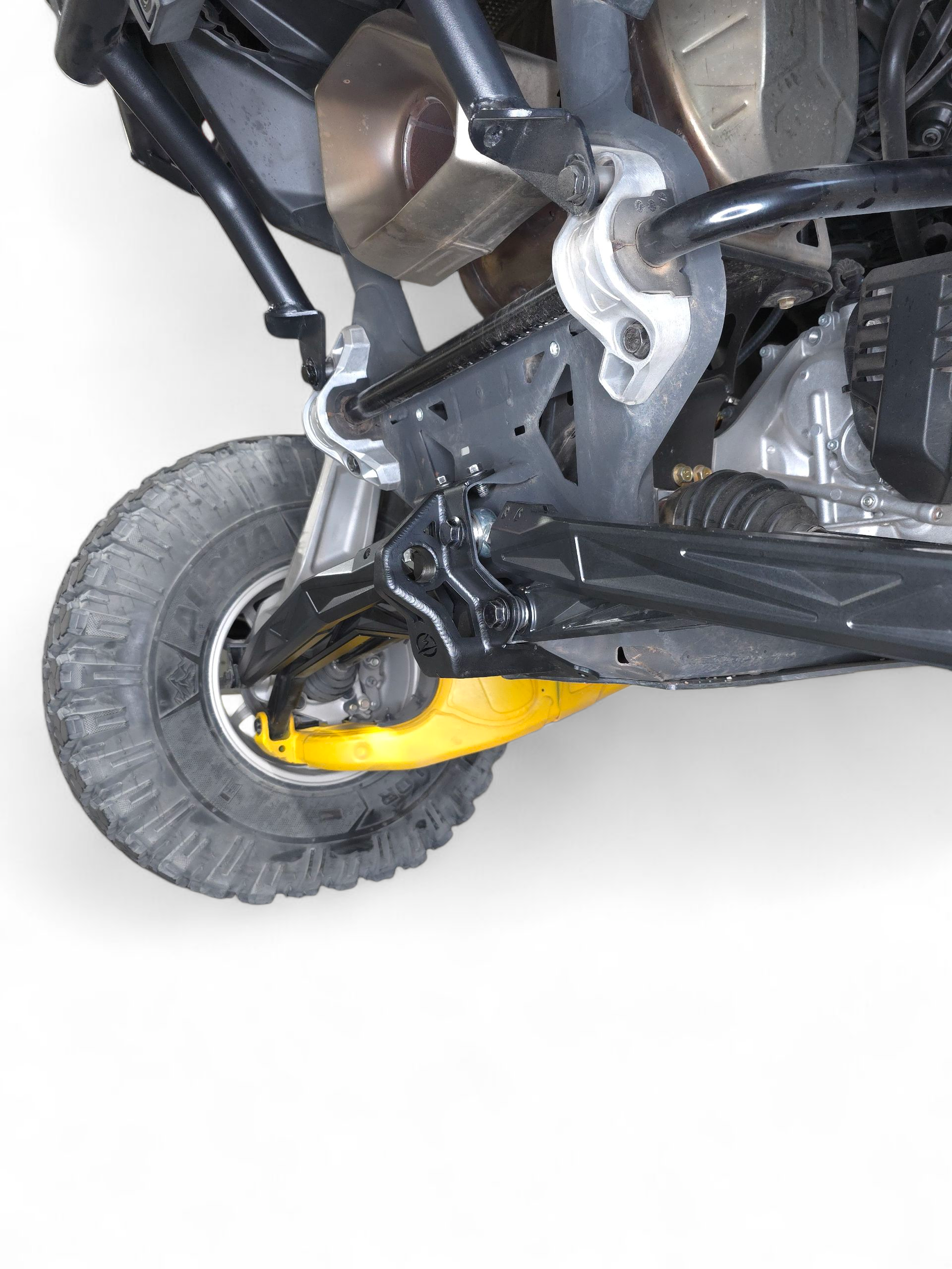 2024-26 Can Am Maverick R Sheet Metal Radius Rod Plate (4 Seat) Works with both RC models