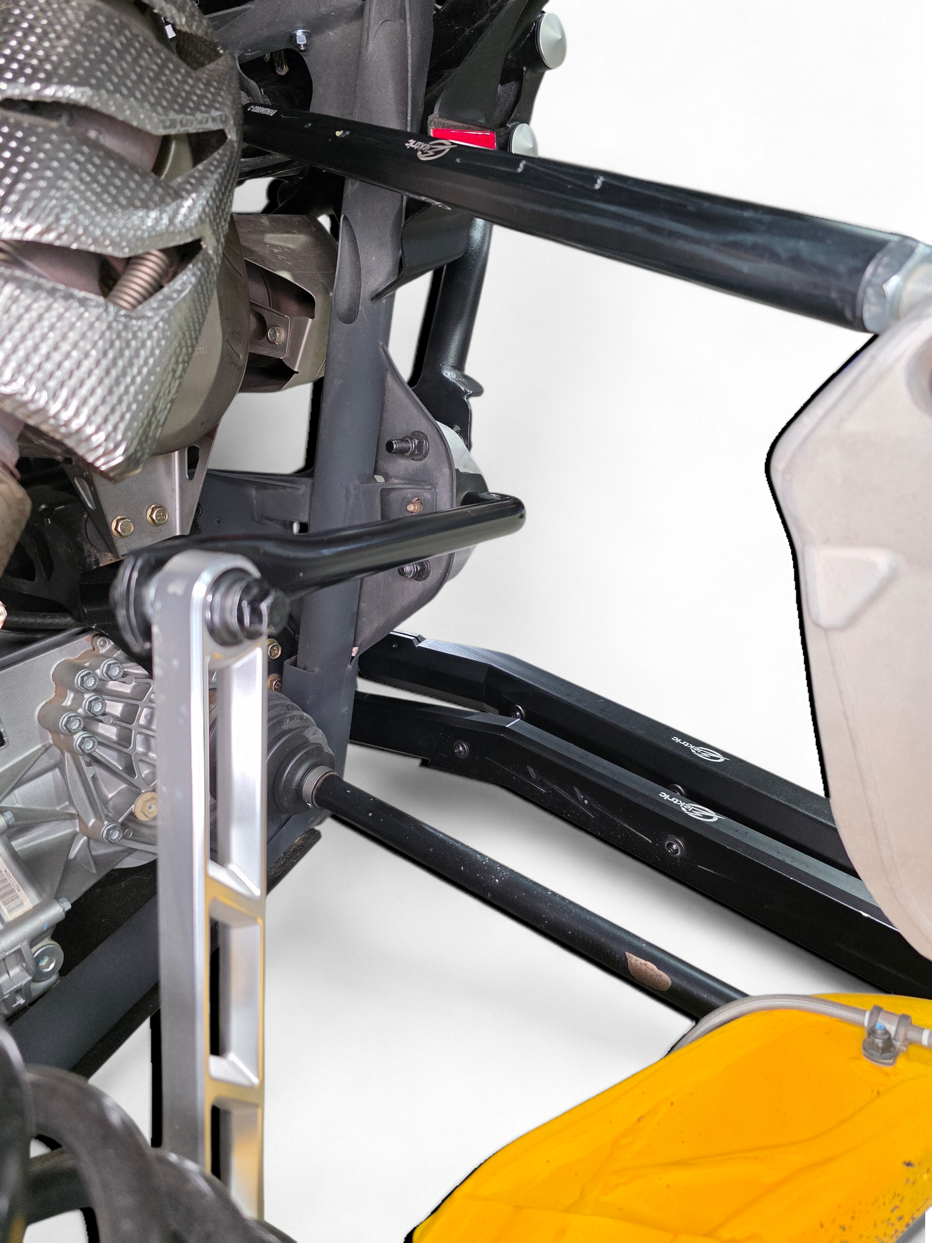 2024+ Can Am Maverick R High Clearance Adjustable Radius Rods (Anodized Black)