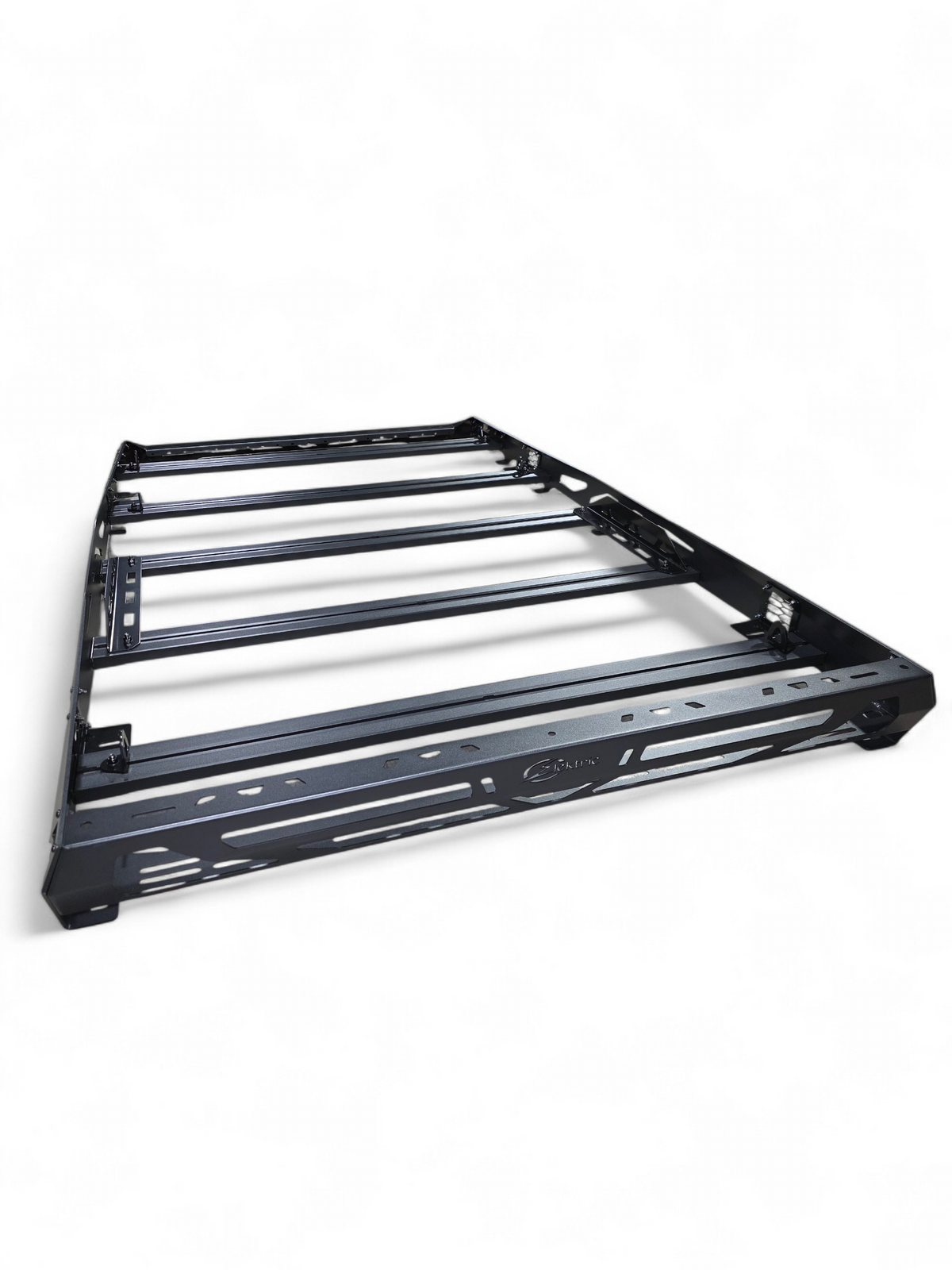 Low front-edge angle of the roof rack frame